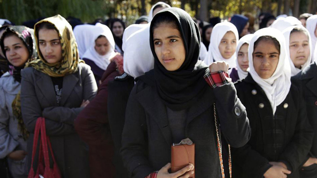 নারীদের রেস্টুরেন্টে যাওয়া নিয়ে বিধিনিষেধ আরোপ করল আফগানিস্তান
