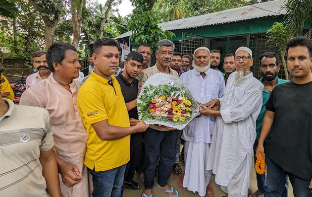 সিরাজগঞ্জে উপজেলা নির্বাচনে বিজয়ীদের নিয়ে উৎসব