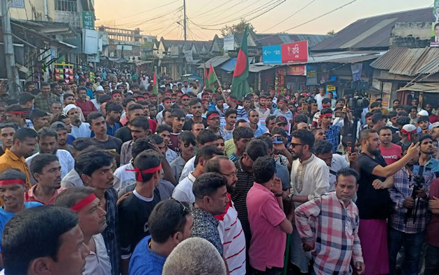 গুরুদাসপুরে বিএনপির ২ গ্রুপের পৃথকভাবে জাতীয় বিপ্লব ও সংহতি দিবস পালন